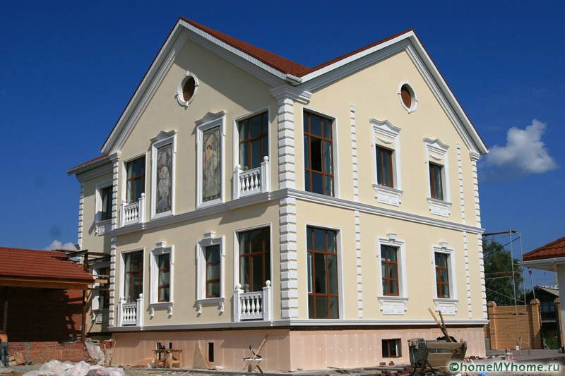 Штукатурки за фасади често се правят от полиуретан.