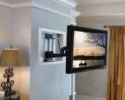 Скоба за телевизор на стената въртяща се прибираща се