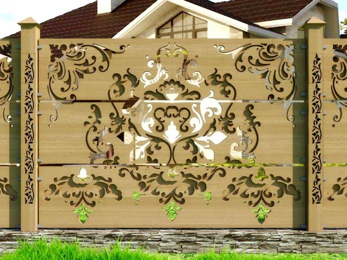Дървото е най-често срещаният материал за направата на покрита ограда в частна къща.