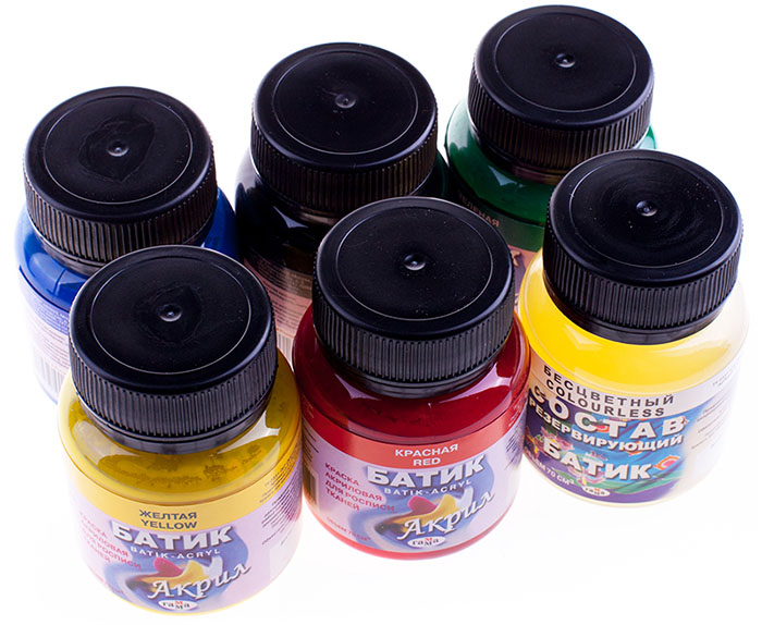 Оцветяващите състави се продават в буркани или туби с дозатори